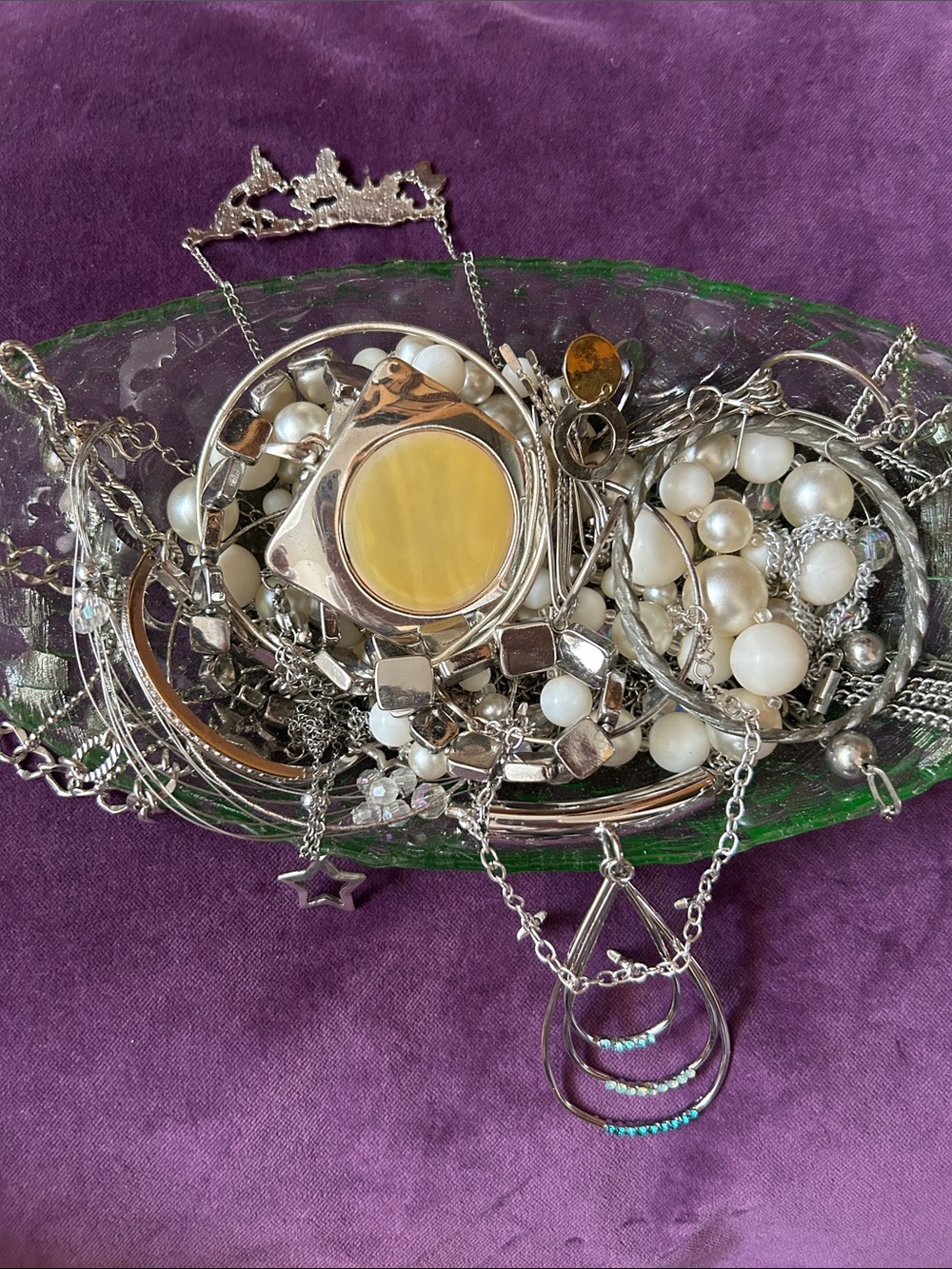 Silver toned jewelry lot